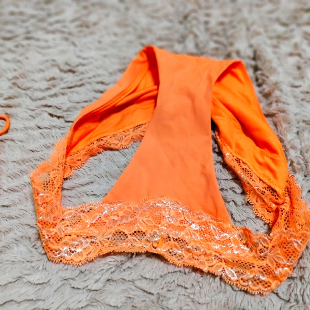 Pink by Victoria Secrets tie bikini - Picture 4 of 7